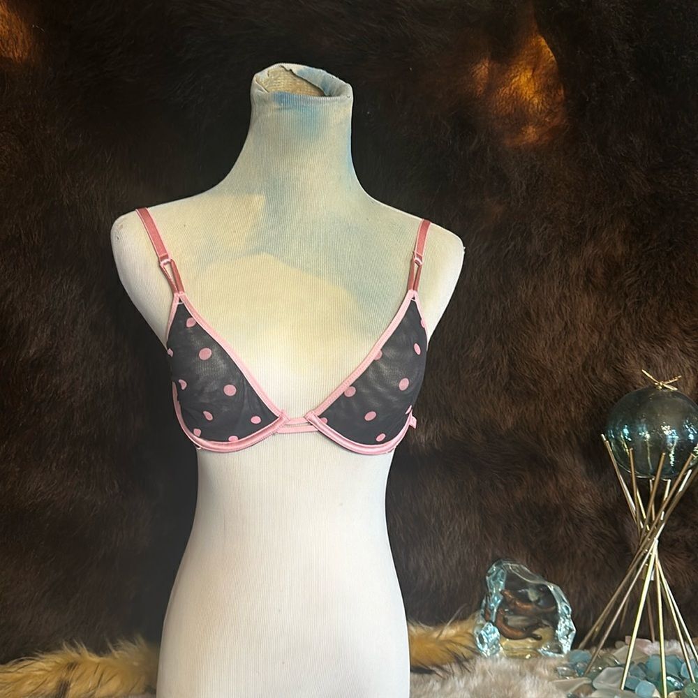 Victoria’s Secret bra 32C (3100)